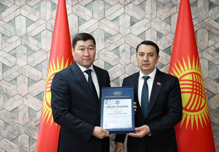 Руководители ABank удостоены Почетной грамоты Жогорку Кенеша Кыргызской Республики