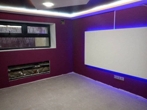 Нежилое помещение  (под компьютерный/интернет клуб)